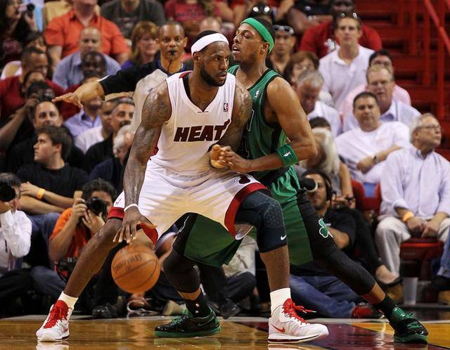 这是他近年 这是他近年